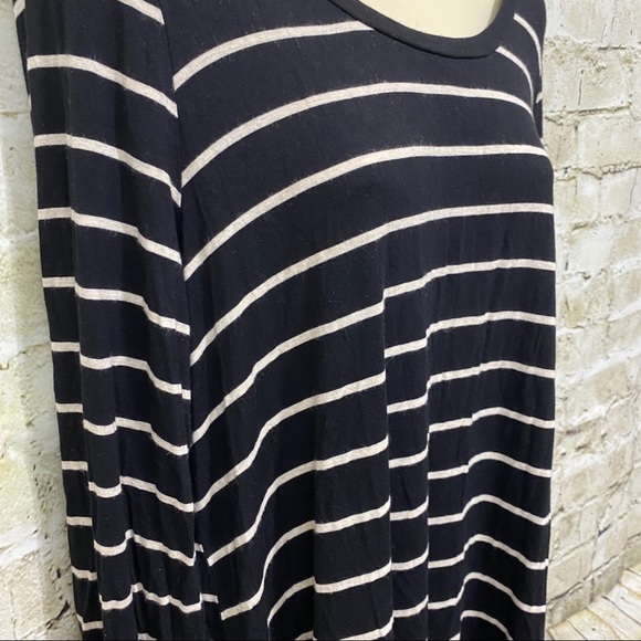 Motherhood Maternity Black Striped Tunic Top - Picture 2 of 5